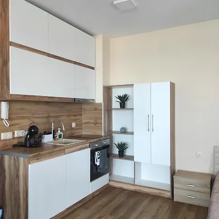 Apartmán Seahome Beachfront Sea View Terrace Quiet Parking *