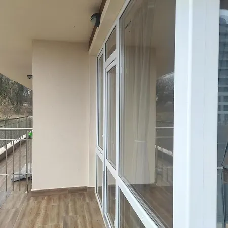 Seahome Beachfront Sea View Terrace Quiet Parking * Primorsko