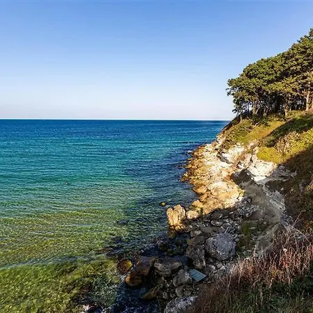 Seahome Beachfront Sea View Terrace Quiet Parking Primorsko